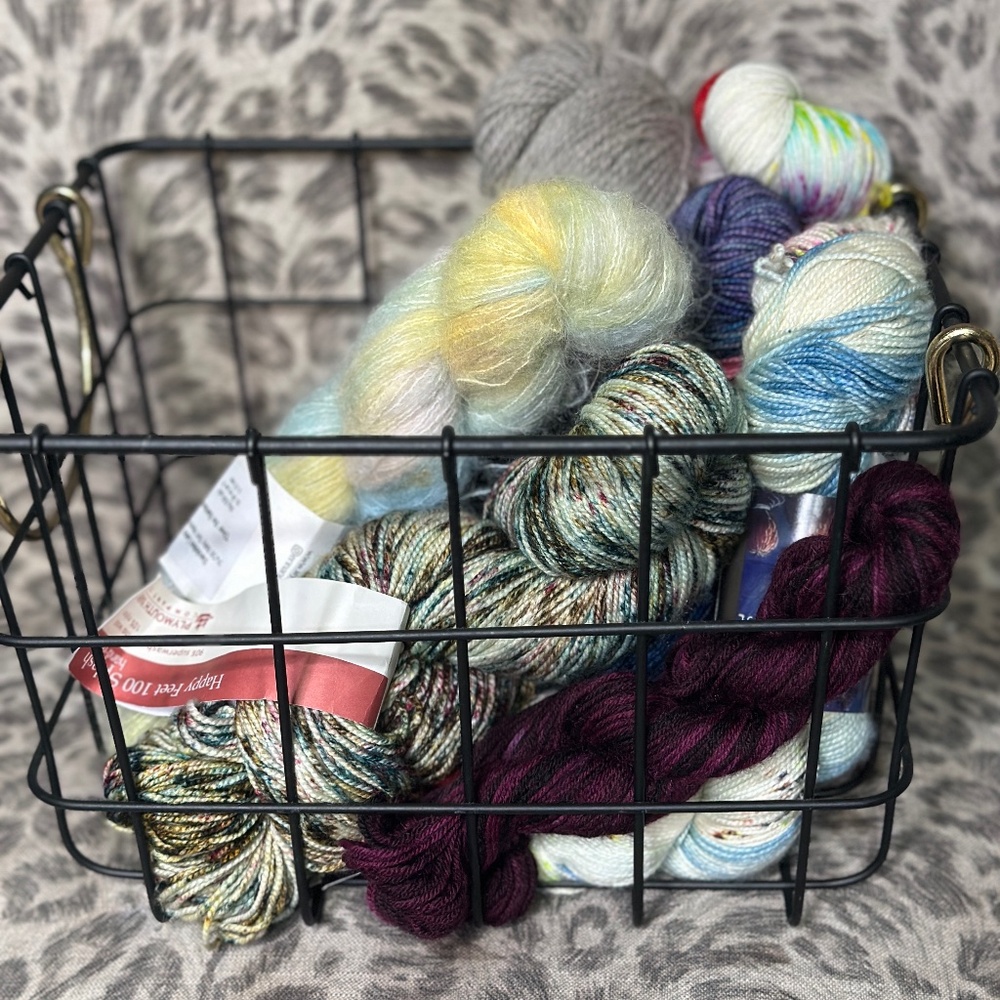 Indie dyed yarn set of 8 + mini skein destash